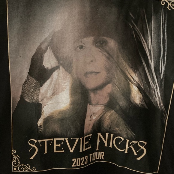 NWT STEVIE NICKS CONCERT T-SHIRT SIZE M - Picture 2 of 5